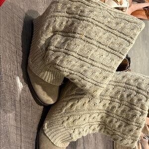 Cozy Knit Ankle Boots in Cream